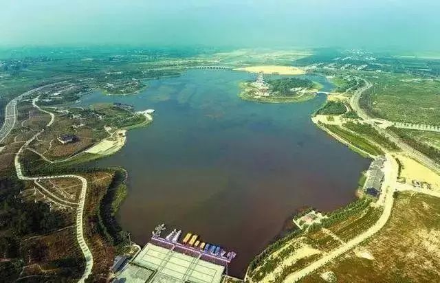 卤阳湖湿地属天然兼人工型内陆湖泊湿地,总面积1470 hm2,涉及蒲城县