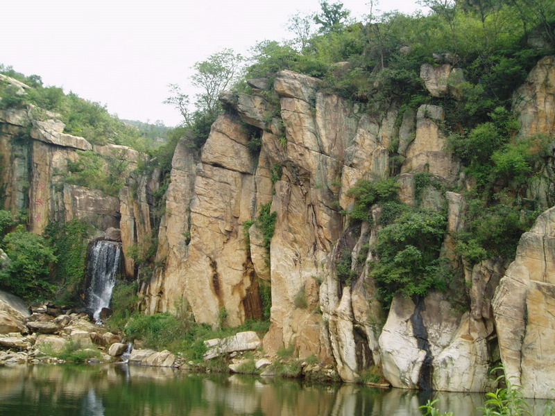 高公岛凰窝景区