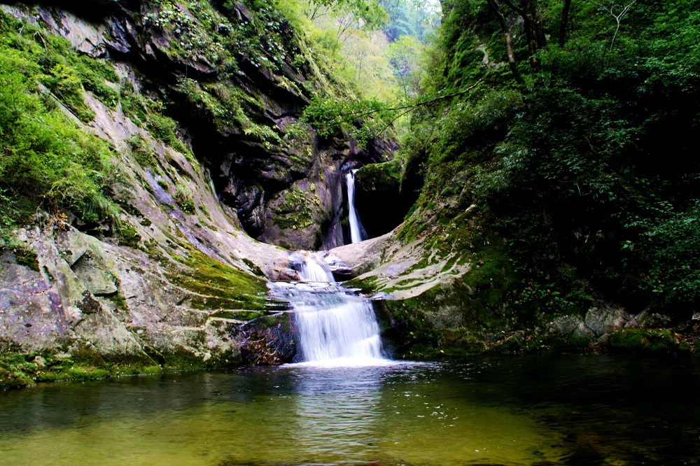 秦岭冰晶顶旅游度假风景区