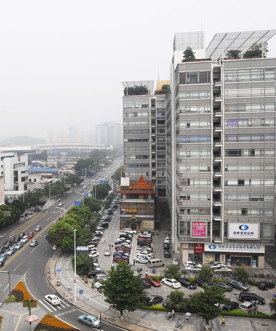 國泰君安東莞體育路證券營業部