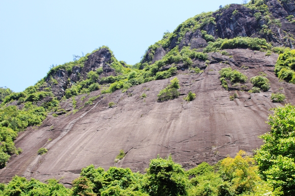 石赤嶺