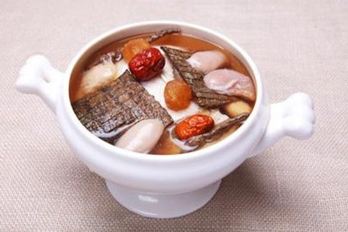 杜仲核桃兔肉湯