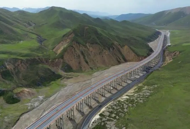 張掖—汶川高速公路