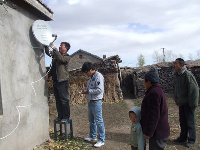 牧場為職工家庭安裝有線電視網路