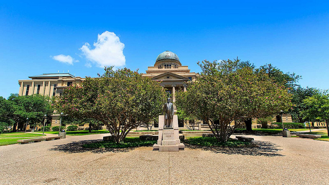 德克薩斯農工大學(Texas A&M University)