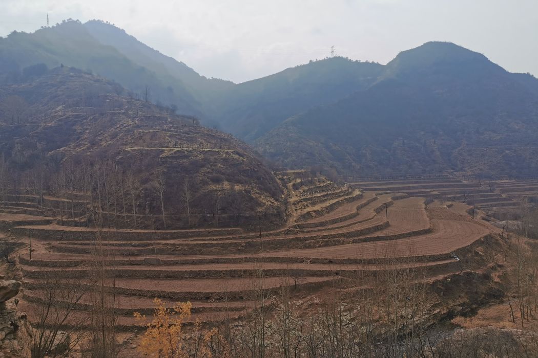 梁坪寨村