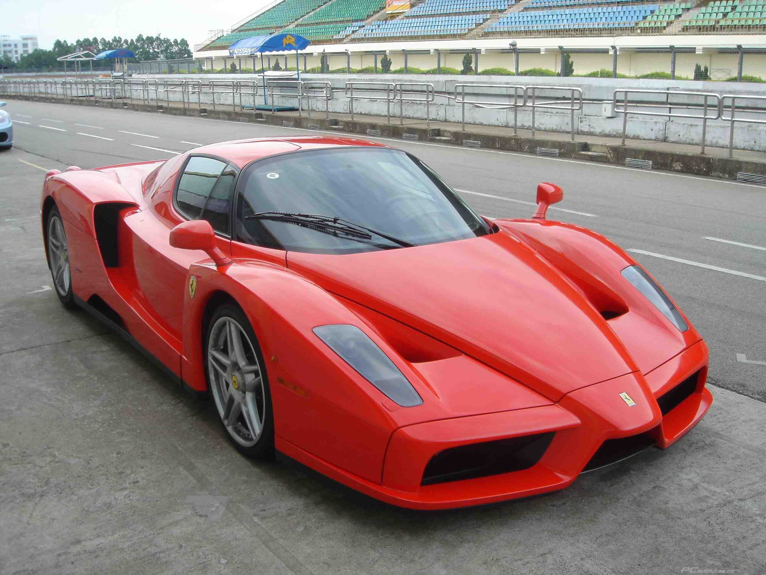 法拉利Enzo(enzo（法拉利跑車）)