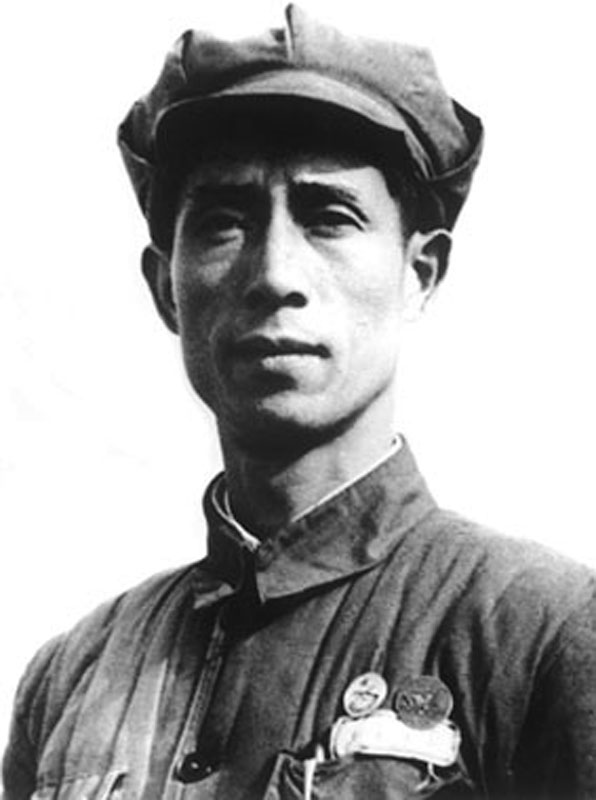 著名軍事攝影記者鄒健東（攝於1949年冬）