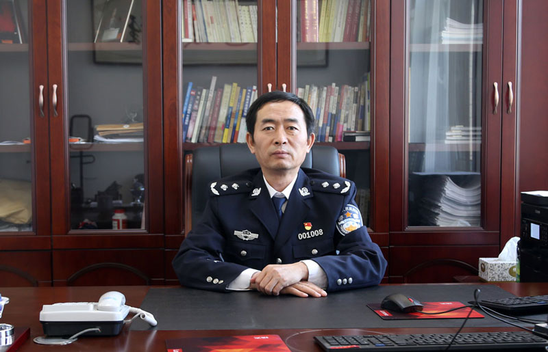 任向東(山西警察學院副院長)