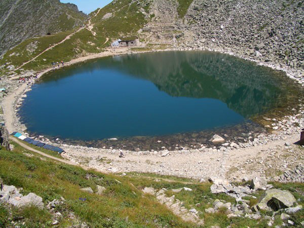 高山奇湖