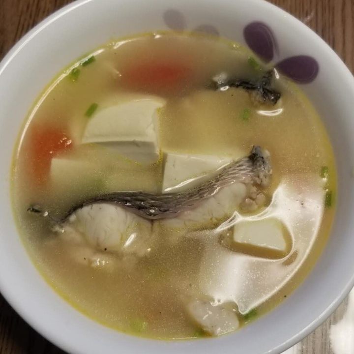 豆腐魚首湯