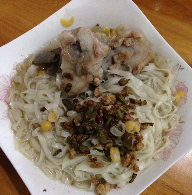 雞肉紹子豆湯麵