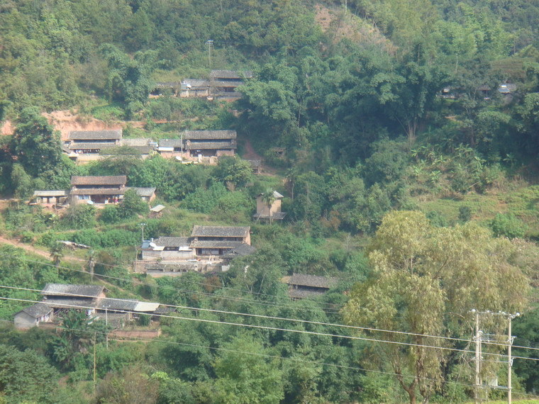 上寺村(雲南省普洱寧洱哈尼族彝族自治縣勐先鎮)