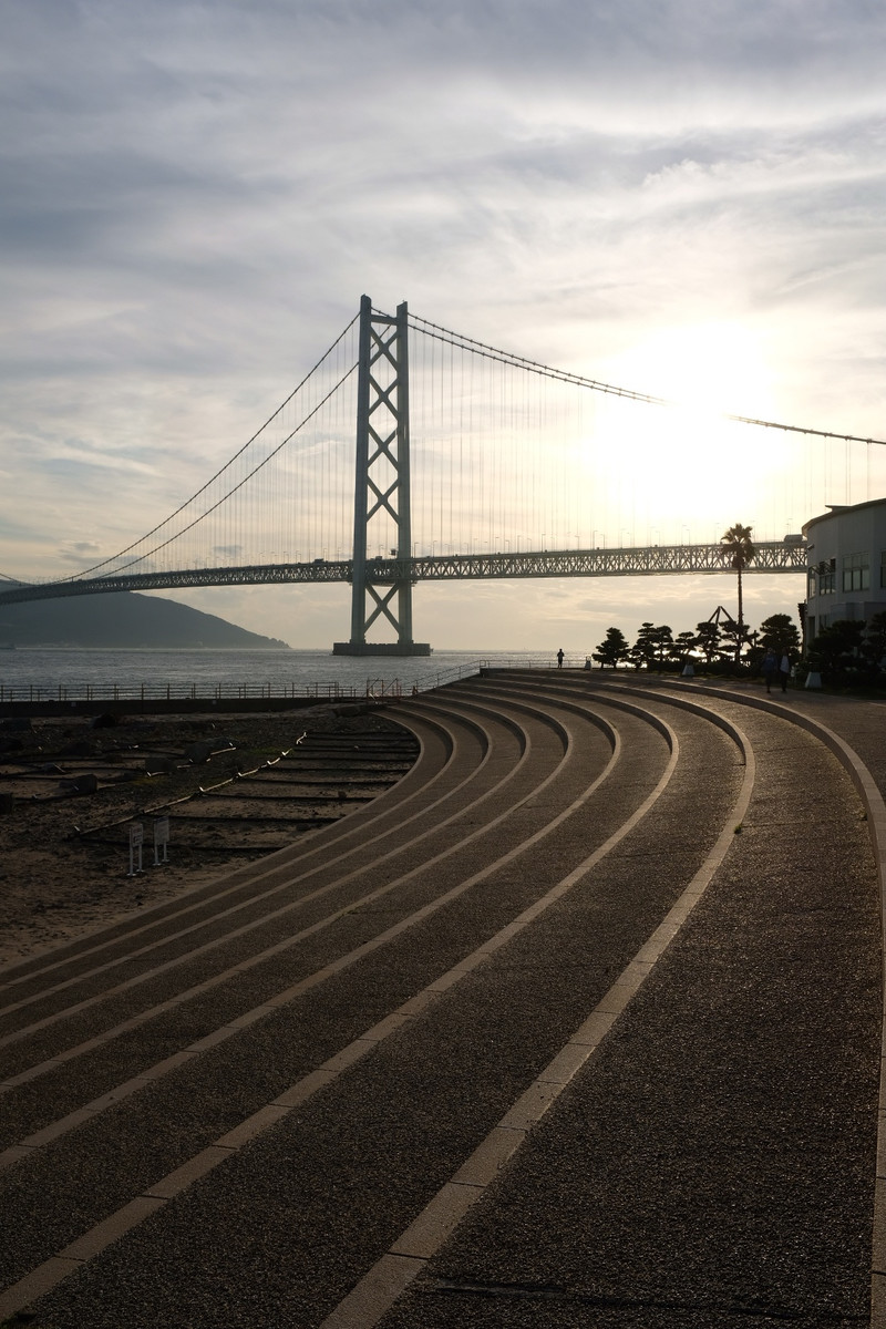 明石海峽大橋 行前必讀 景區介紹 關鍵信息 如何到達 景點美圖 建設歷程 橋樑位置 中文百科全書