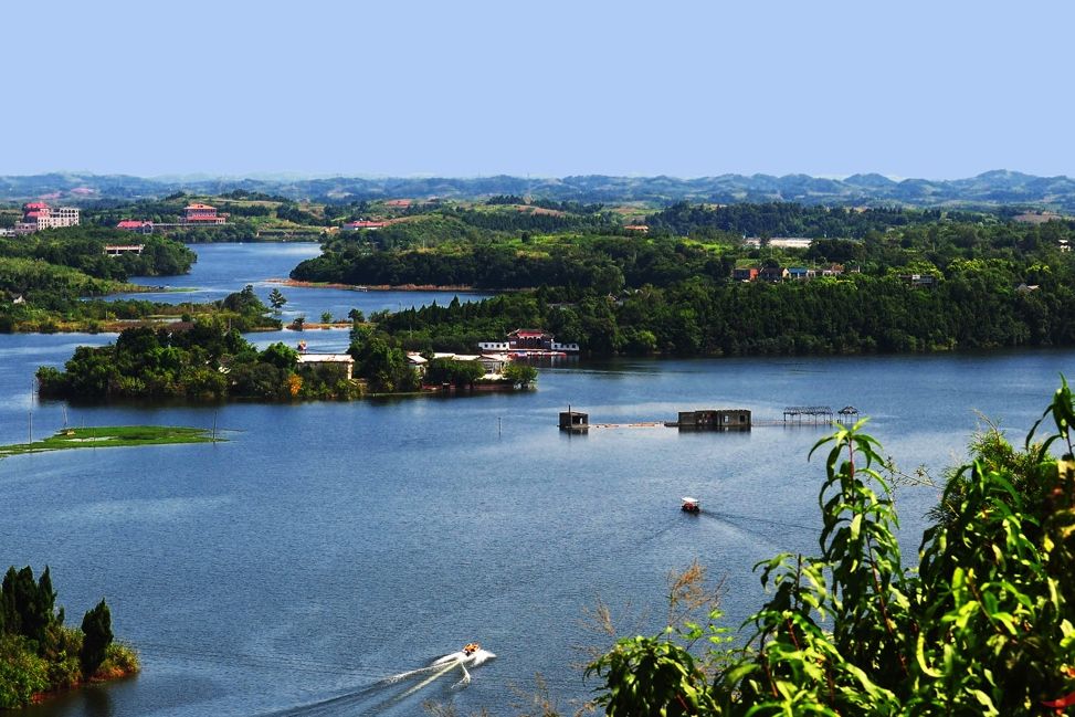 龍泉湖旅遊度假風景區