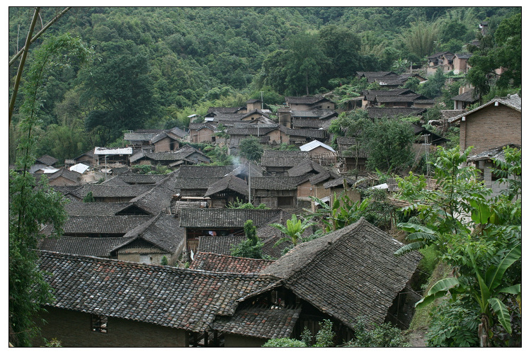 芒龍山