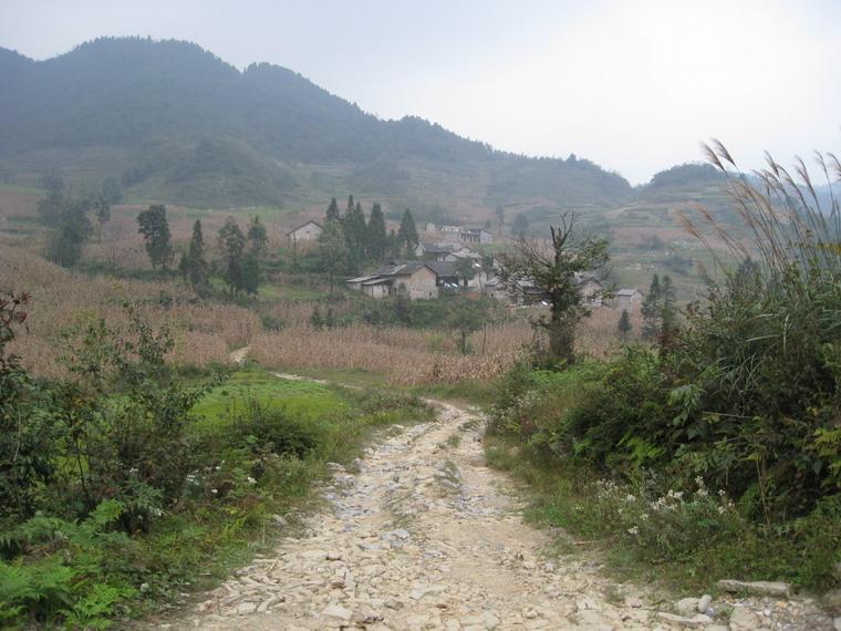 官房村(雲南省昭通彝良縣蕎山鄉)