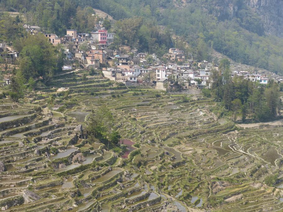 岩子頭自然村(雲南臨滄雲縣栗樹鄉大村村委會岩子頭自然村)