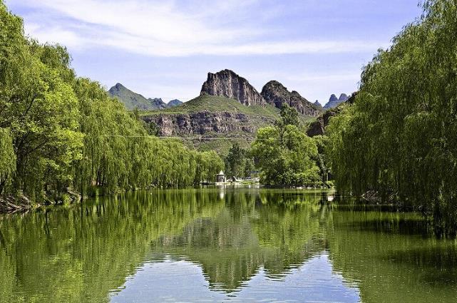 滴水湖(北京延慶區滴水湖)