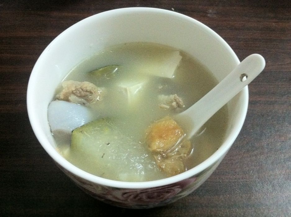 消暑柴魚冬瓜豆腐湯