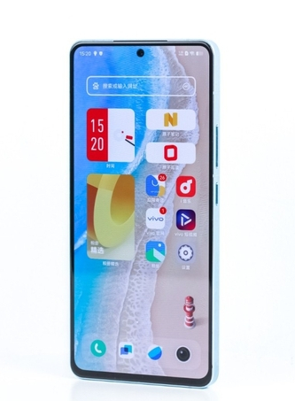 vivo S15