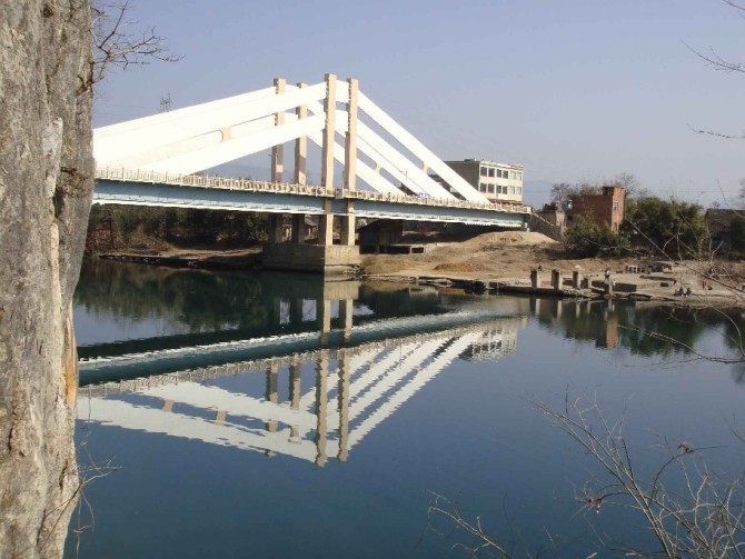 沱江大橋(湖南江華瑤族自治縣沱江大橋)