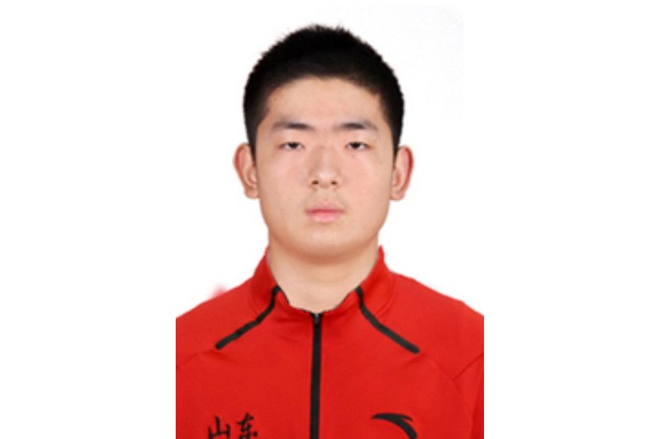 李信儀(中國籃球運動員)