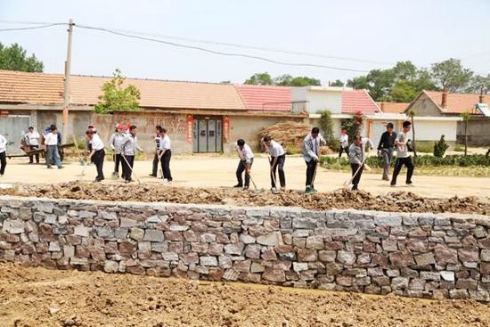 蔡官屯村(河南南陽市臥龍區石橋鎮下轄村)