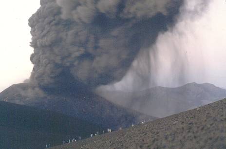 隆基邁火山