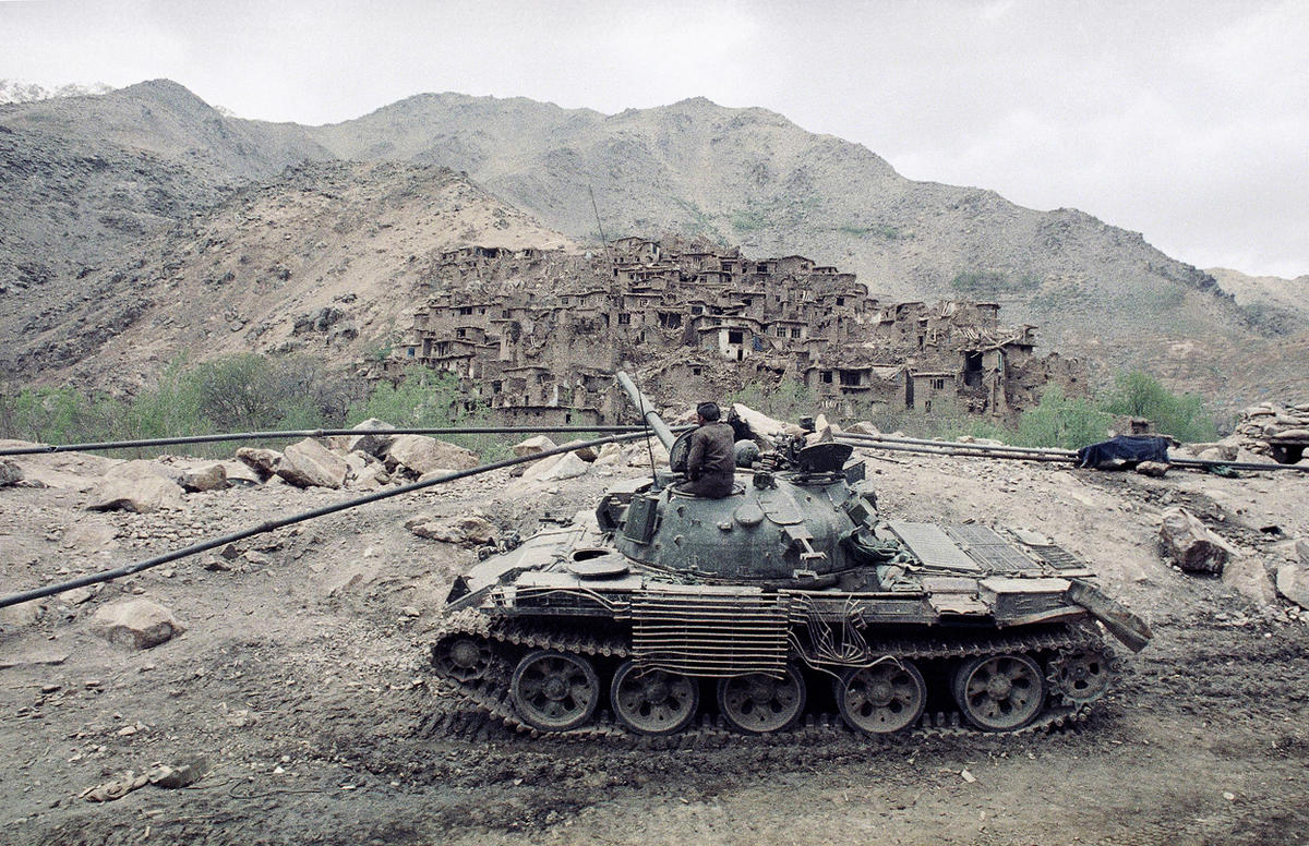 蘇軍坦克在戰場上