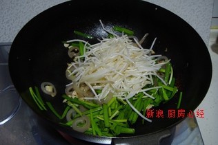 肉皮炒豆芽