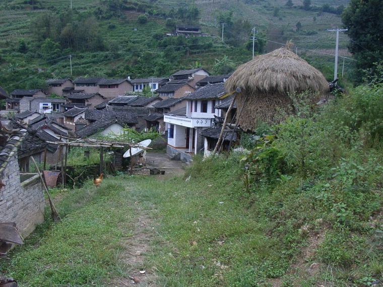 爛泥塘自然村(雲南施甸縣酒房鄉下轄村)