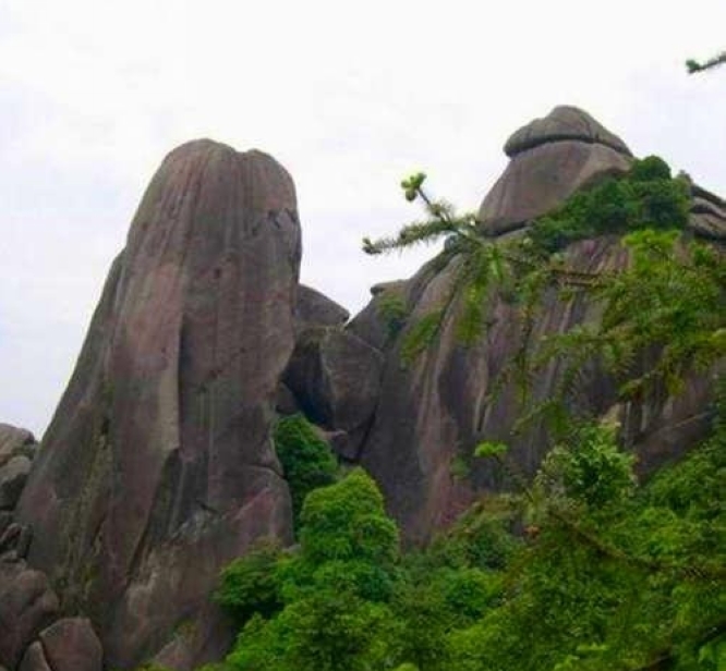 烏石山(浙江衢州烏石山)