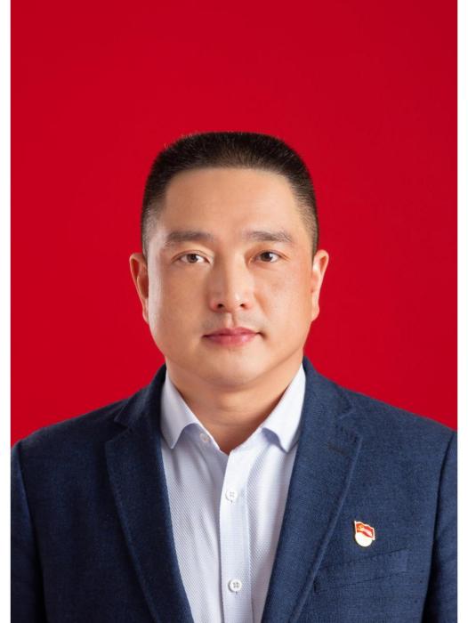 王輝(赤壁市人民政府副市長、黨組成員)