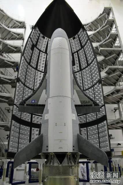 X-37B空天飛機準備進行發射試驗