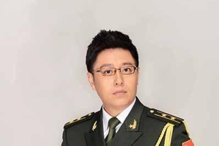 李偉(中央電視台國防軍事頻道主持人)