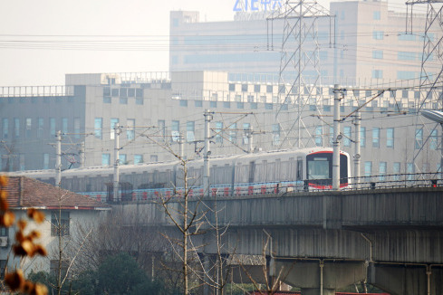 上海軌道交通SH-09型電動列車