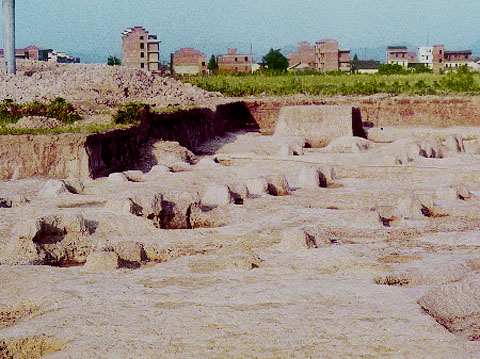 塘山遺址