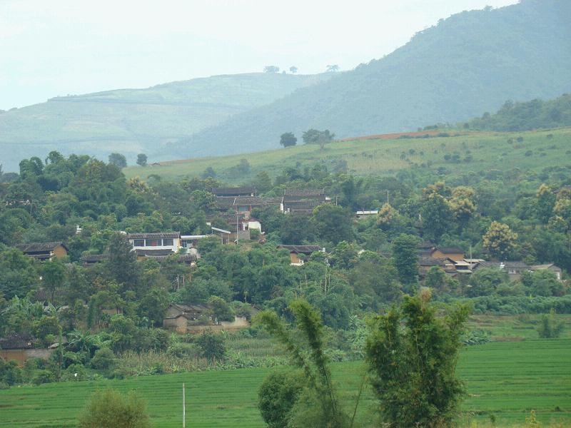 馬龍自然村(雲南省昌寧縣灣甸傣族鄉馬龍自然村)