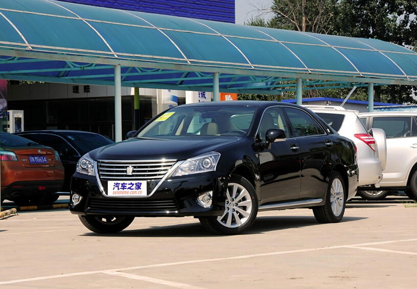 2012款皇冠 V6 2.5 Royal Saloon尊貴版