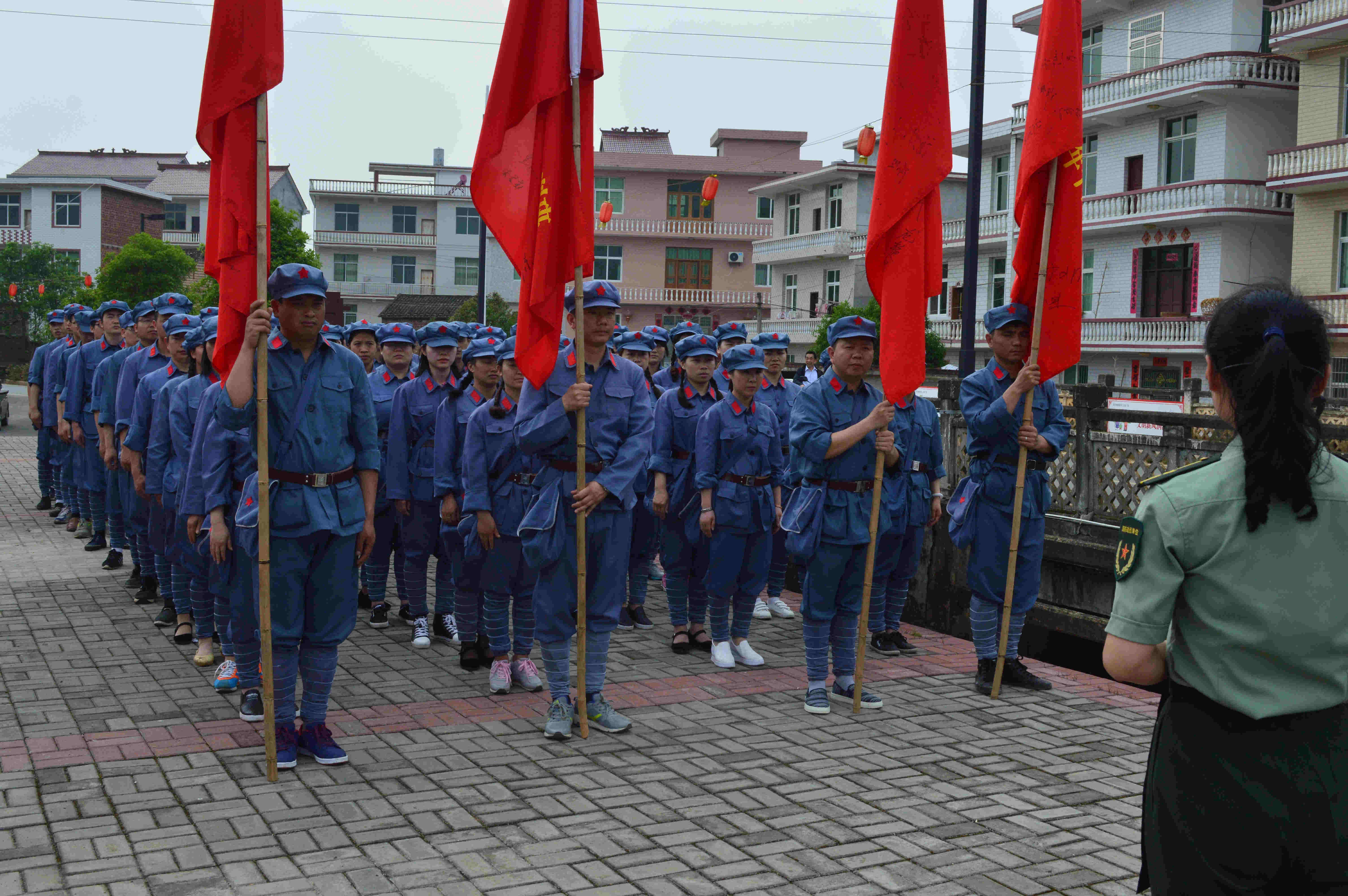 沿背村紅色教育培訓反修橋現場教學