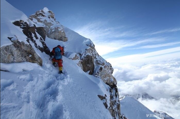 羅靜(中國第一位成功登頂8463米馬卡魯女性登山家)