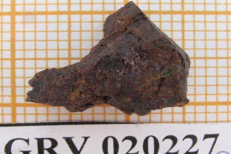南極隕石GRV020227