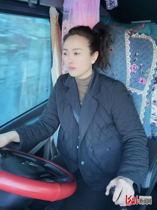 李潤蘭(河北籍貨車女司機)