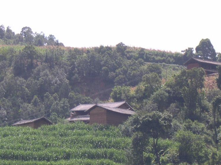 上火山自然村(雲南省大理鶴慶縣朵美鄉煉廠行政村)