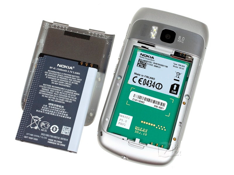 Nokia E6