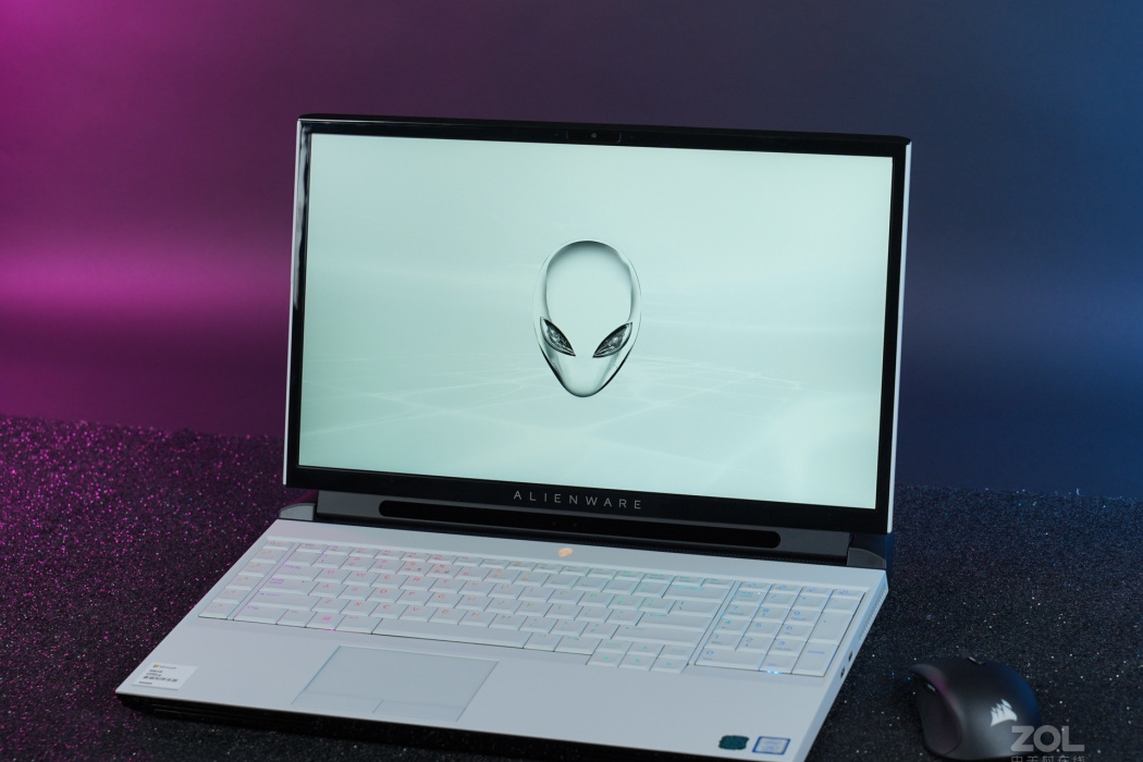 Alienware Area-51m