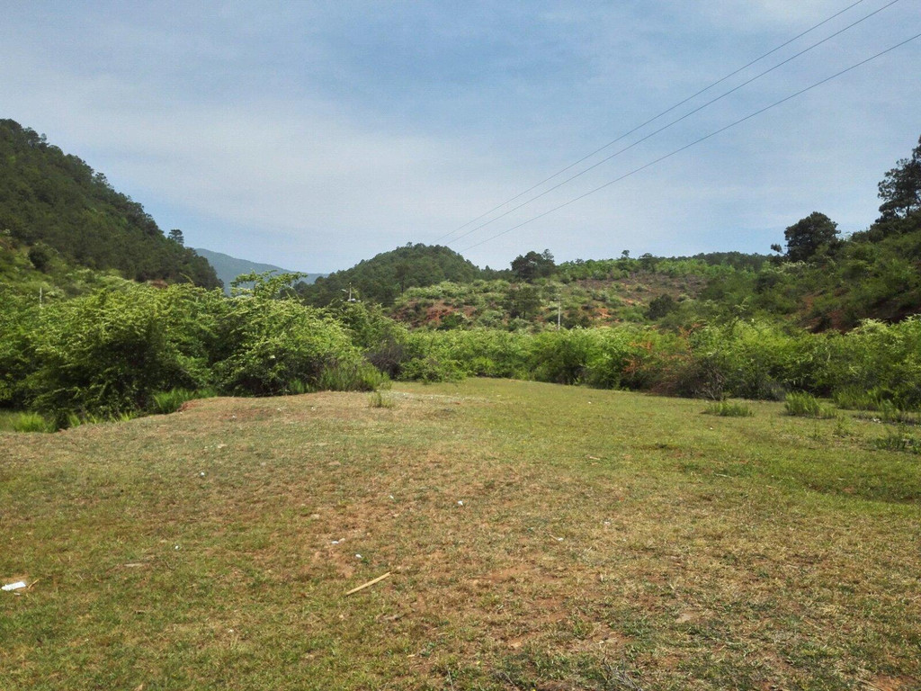 馬鞍村(貴州安順鎮寧縣丁旗鎮馬鞍村)