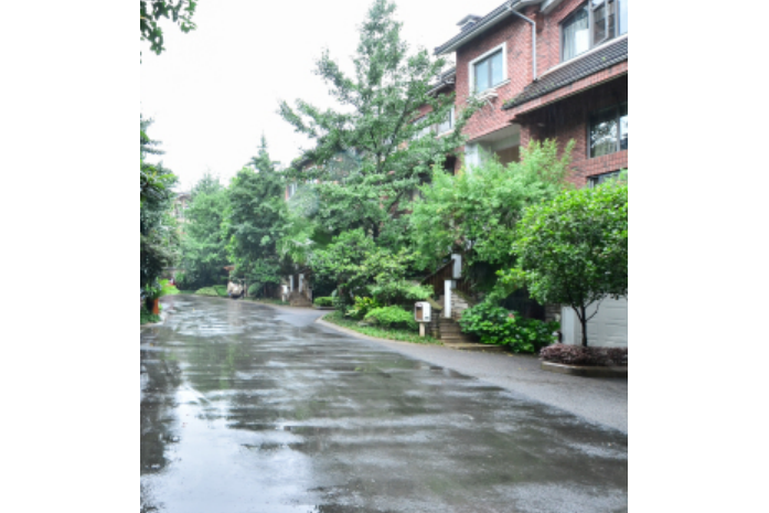 龍湖藍湖郡東岸