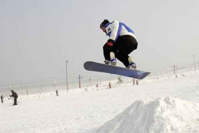 淄博寶山滑雪場